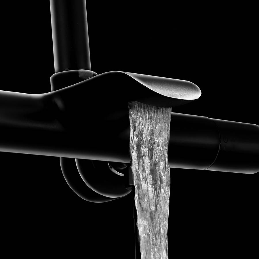 Душевая стойка Esse VSFS-1E1TMB термостатическая, черный Душевая стойка Esse VSFS-1E1TMB термостатическая, черный