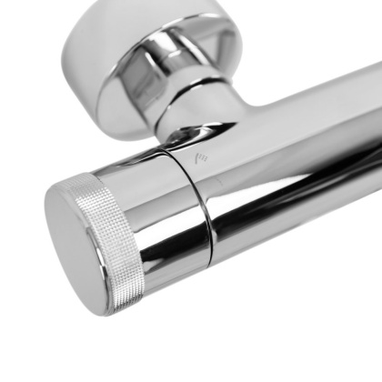 LUX-VD-01 Смеситель для ванны и душа однорычажный в комплекте с ручным душем, шлангом и держателем, хром