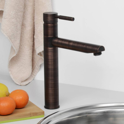 A8147 Смеситель для кухни A8147 Смеситель для кухни