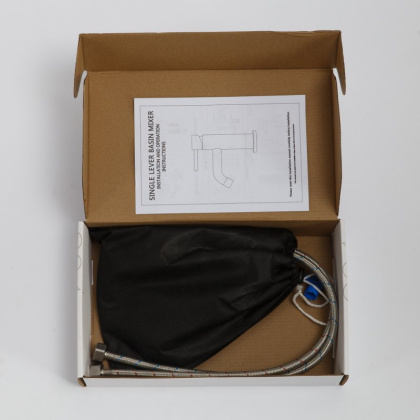 ETNA Смеситель для раковины без донного клапана, нержавеющая сталь, исполнение сатин ETN-LVM2-IN