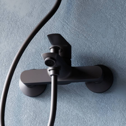 D4011022 Prime Смеситель для ванны и душа, черный