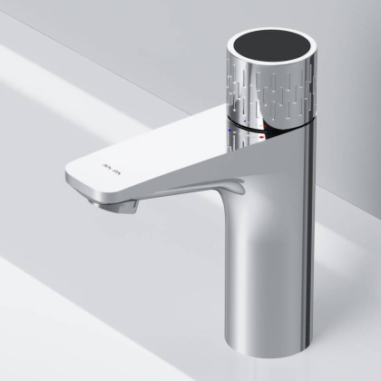 F90A02400 Gem Смеситель для умывальника с индикацией температуры, хром, шт.