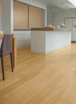 Ламинат Quick-step Eligna U896 Доска натурального дуба лакированного (8мм/32кл/1,722м2) 1380*156, м2 Ламинат Quick-step Eligna U896 Доска натурального дуба лакированного (8мм/32кл/1,722м2) 1380*156, м2