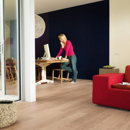 Ламинат Quick-step Perspective UF1303 Доска дубовая св. потертая(9,5 мм/32 кл/1,507м2)1380*156, м2 Ламинат Quick-step Perspective UF1303 Доска дубовая св. потертая(9,5 мм/32 кл/1,507м2)1380*156, м2