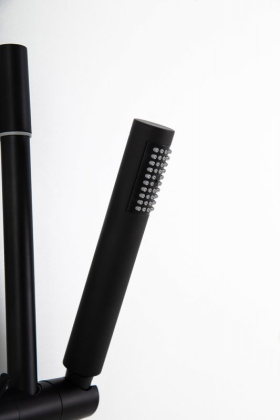 UNO-SAL-CRM Душевая штанга с подвижным держателем для душа Исполнение: Хром 