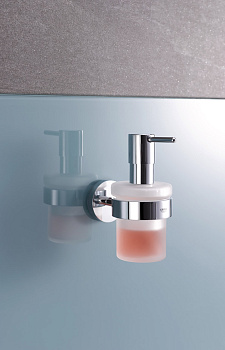 Дозатор жидкого мыла с держателем, GROHE Essentials, хром, (40448001)
