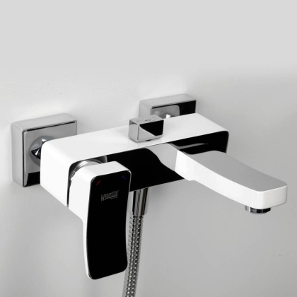 Aller 1061WHITE Смеситель для ванны с коротким изливом Wasserkraft