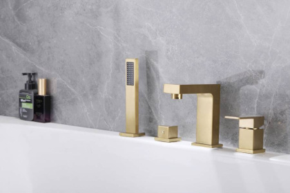 Смеситель для ванны Abber Daheim AF8213G Смеситель для ванны Abber Daheim AF8213G