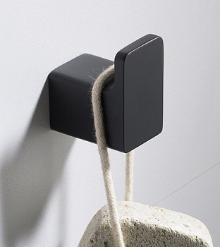 Крючок одинарный Timo Selene Black 14011/03