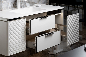 Тумба ROMBO 120cm Белый матовый/хром 777-120-WCR Boheme Тумба ROMBO 120cm Белый матовый/хром 777-120-WCR Boheme