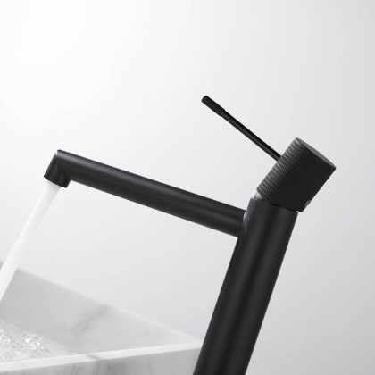 Смеситель для накладной раковины Desire VBF-1D2MB однорычажный, черный Смеситель для накладной раковины Desire VBF-1D2MB однорычажный, черный