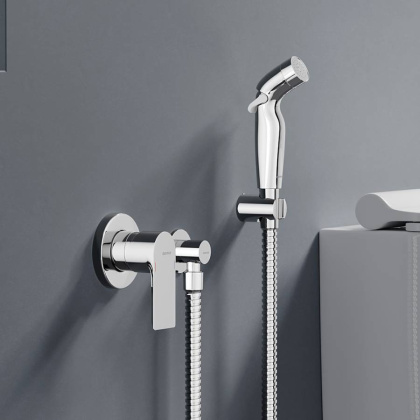 477510000 Apollo Смеситель монтируемый в стену с гиг.душем, хром