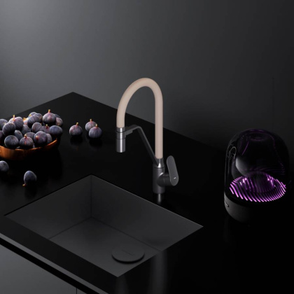 F8007826 Like, смеситель для кухни с каналом для питьевой воды и гибким изливом, черн., бежевый изли