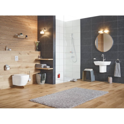 Раковина GROHE Euro Ceramic 65 см, альпин-белый (39323000) Раковина GROHE Euro Ceramic 65 см, альпин-белый (39323000)