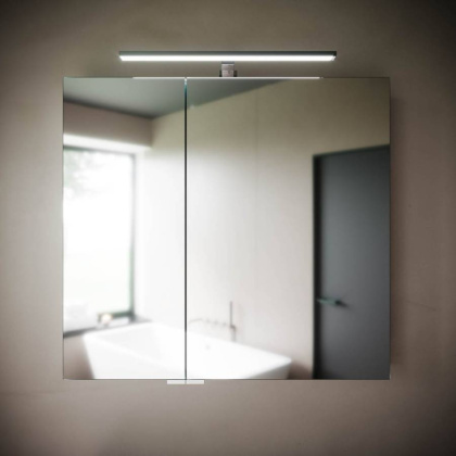 Зеркальный шкаф для ванной комнаты  SANCOS Hilton 800x148х740 мм, с LED подсветкой,арт. Z800 Зеркальный шкаф для ванной комнаты  SANCOS Hilton 800x148х740 мм, с LED подсветкой,арт. Z800