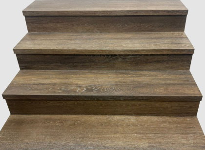 Ступень L из керамогранита AMAZON WOOD NATURAL 32х120 MATT с подступенником