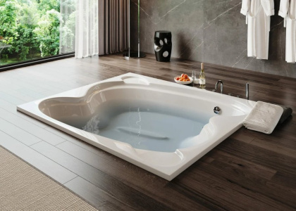 Акриловая ванна VAGNERPLAST HELIOS 194x170 Акриловая ванна VAGNERPLAST HELIOS 194x170