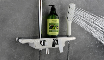 Смеситель Lemark Tropic LM7006С для ванны и душа