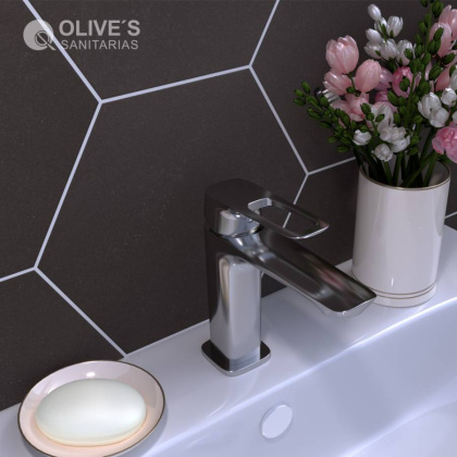 Смеситель д/раковины ARTIS, арт.06100AT