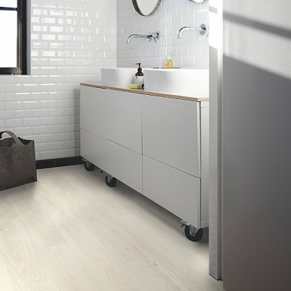 Виниловый ламинат Quick Step LIVYN Pulse Click PUCL 40079 Дуб Морской Светлый