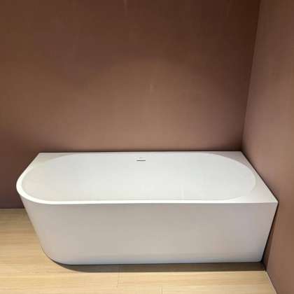 Акриловая ванна ABBER AB9502-1.8 R белая