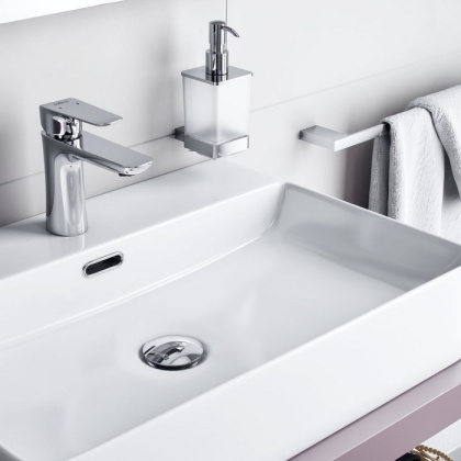 Дозатор жидкого мыла подвесной EXCELLENT Riko (хром)