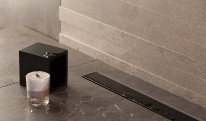 13701204 Душевой лоток Pestan Confluo Frameless Line 650 Black Glass Исполнение: Хром матовый, глянцевое черное стекло  13701204 Душевой лоток Pestan Confluo Frameless Line 650 Black Glass Исполнение: Хром матовый, глянцевое черное стекло